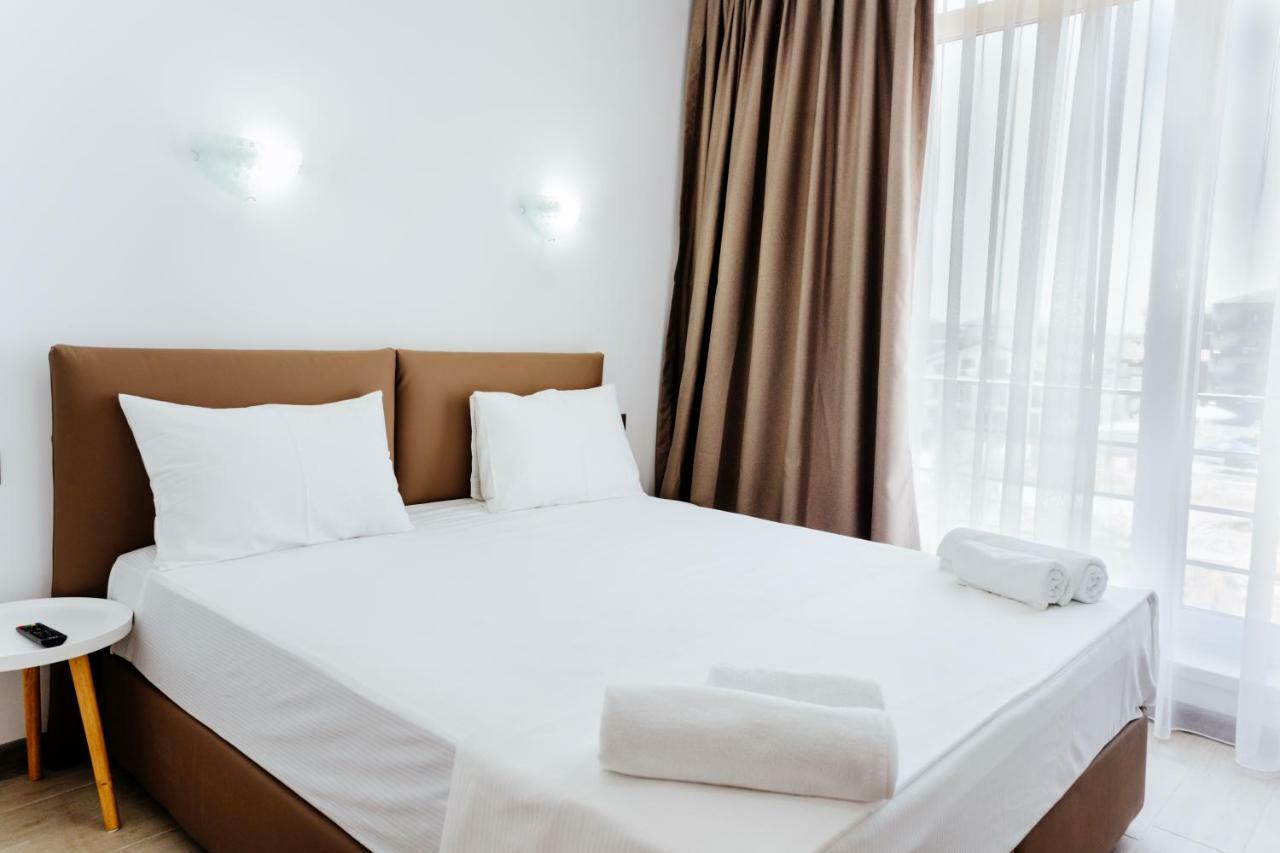 Alezzi Beach Resort Năvodari Buitenkant foto