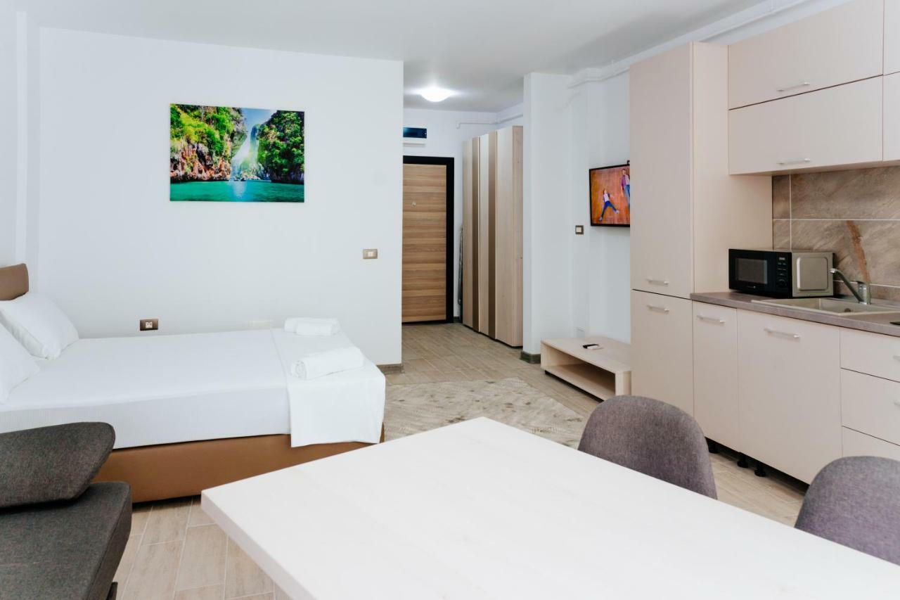 Alezzi Beach Resort Năvodari Buitenkant foto